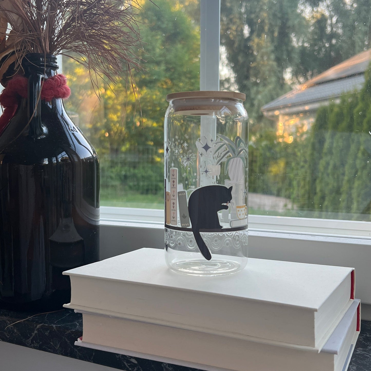 Glas - Books, cats and flowers