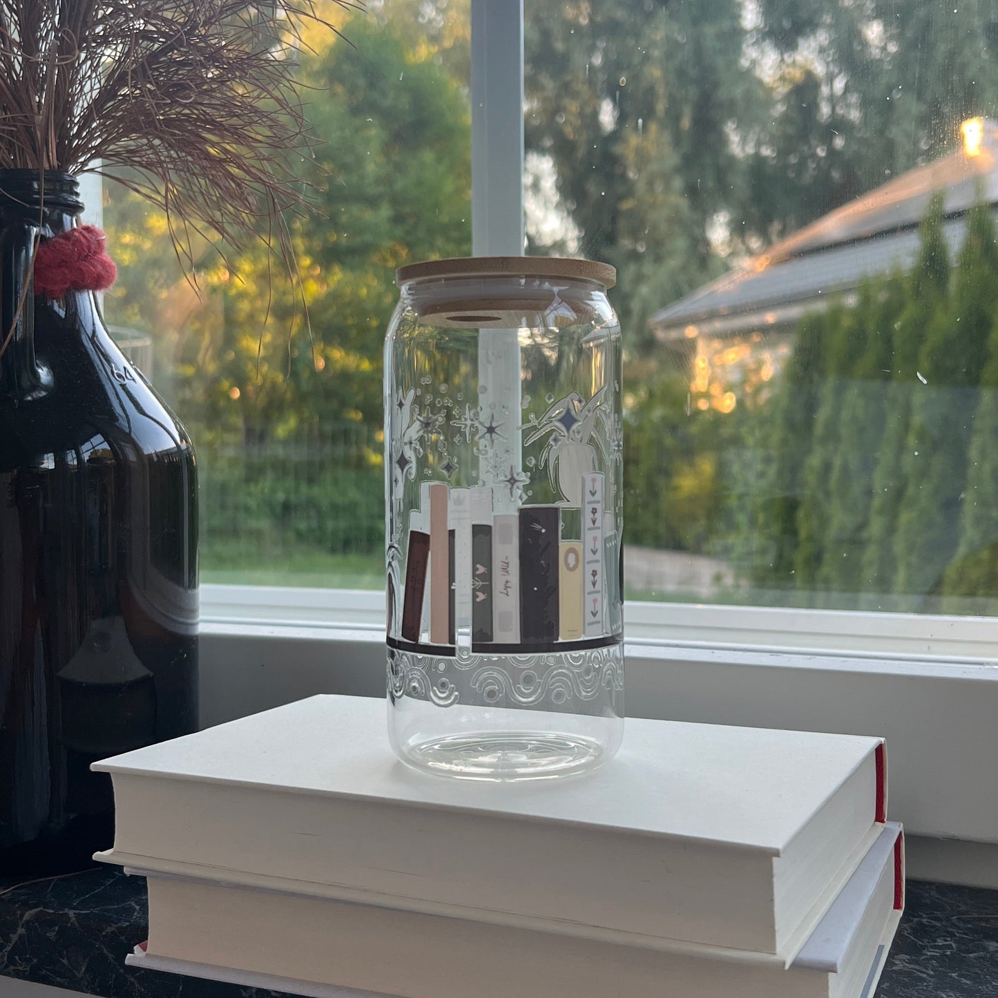 Glas - Books, cats and flowers