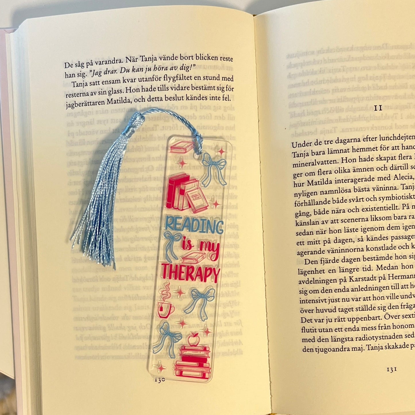 Bokmärke - Reading is my therapy