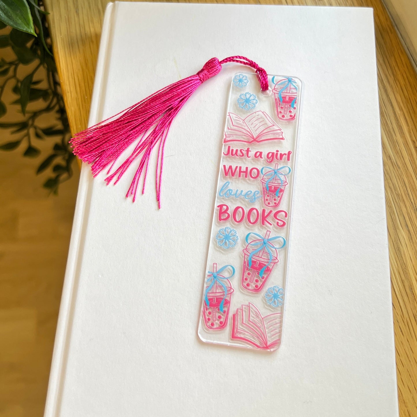 Bokmärke - Girl who loves books