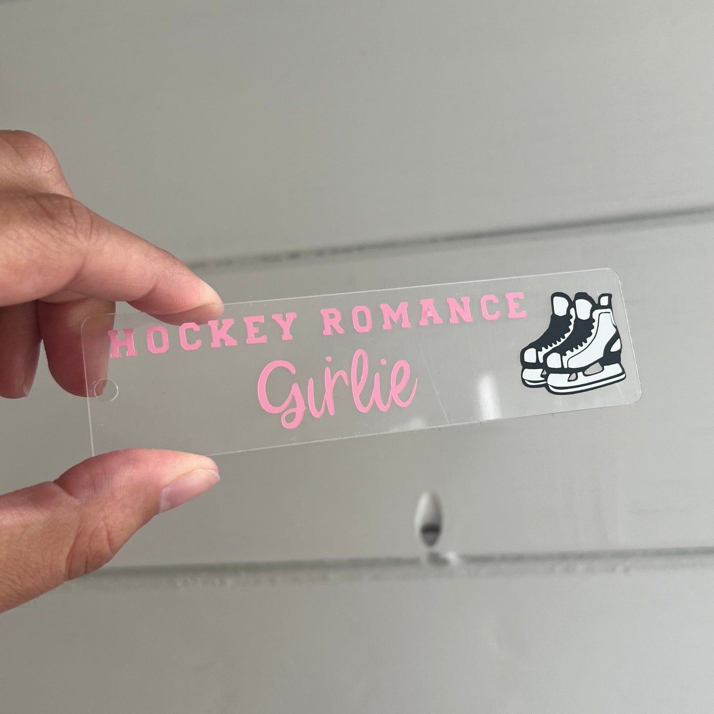 Bokmärke - Hockey romance girlie