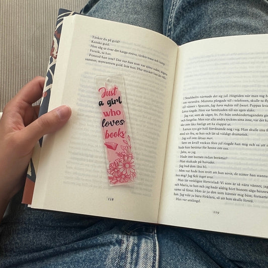 Bokmärke - A girl who loves books