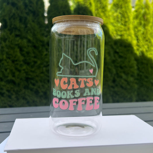 Glas - Cats, books and coffee
